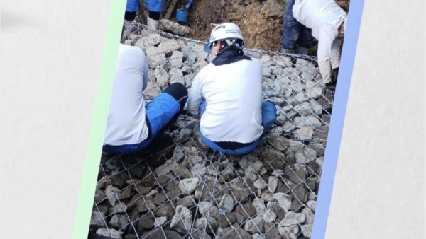 災害復旧工事の様子をハイライトで ＼(*’ω’*)